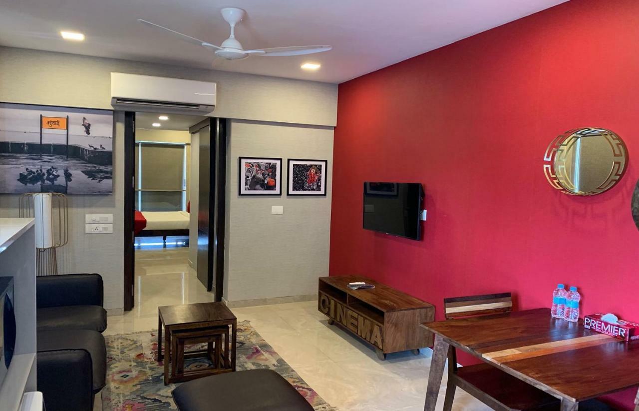 Theory9 Premium Service Apartments Khar ムンバイ エクステリア 写真