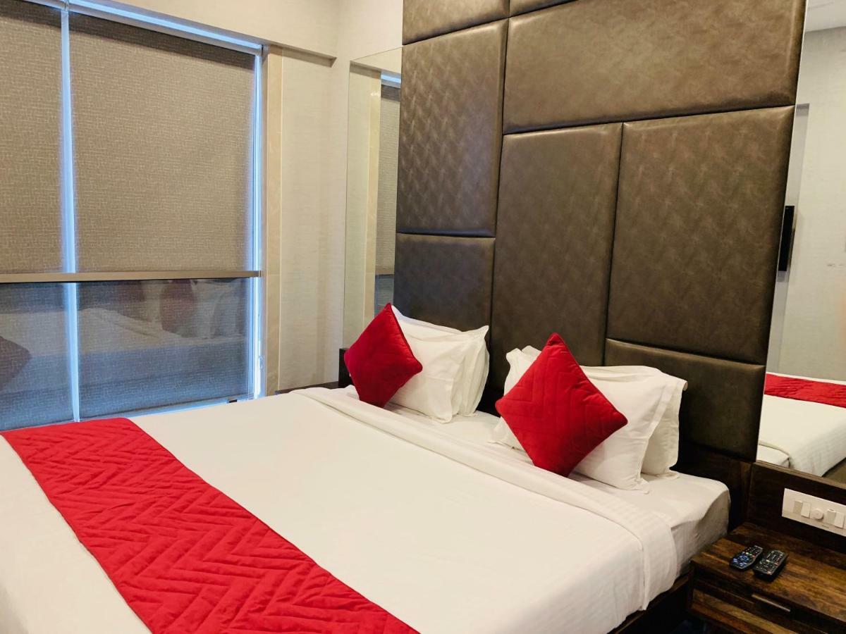 Theory9 Premium Service Apartments Khar ムンバイ エクステリア 写真